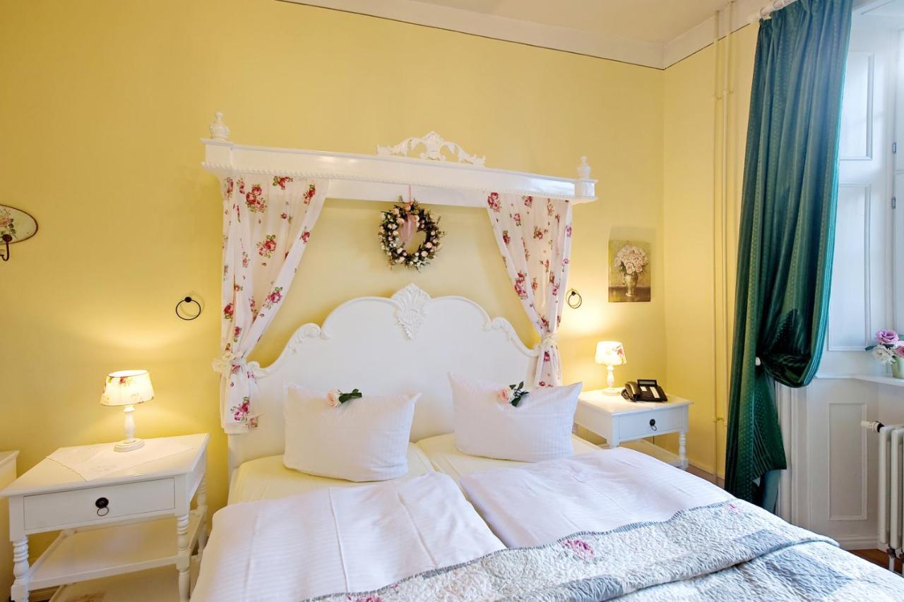 Schlosshotelgedern Extérieur photo