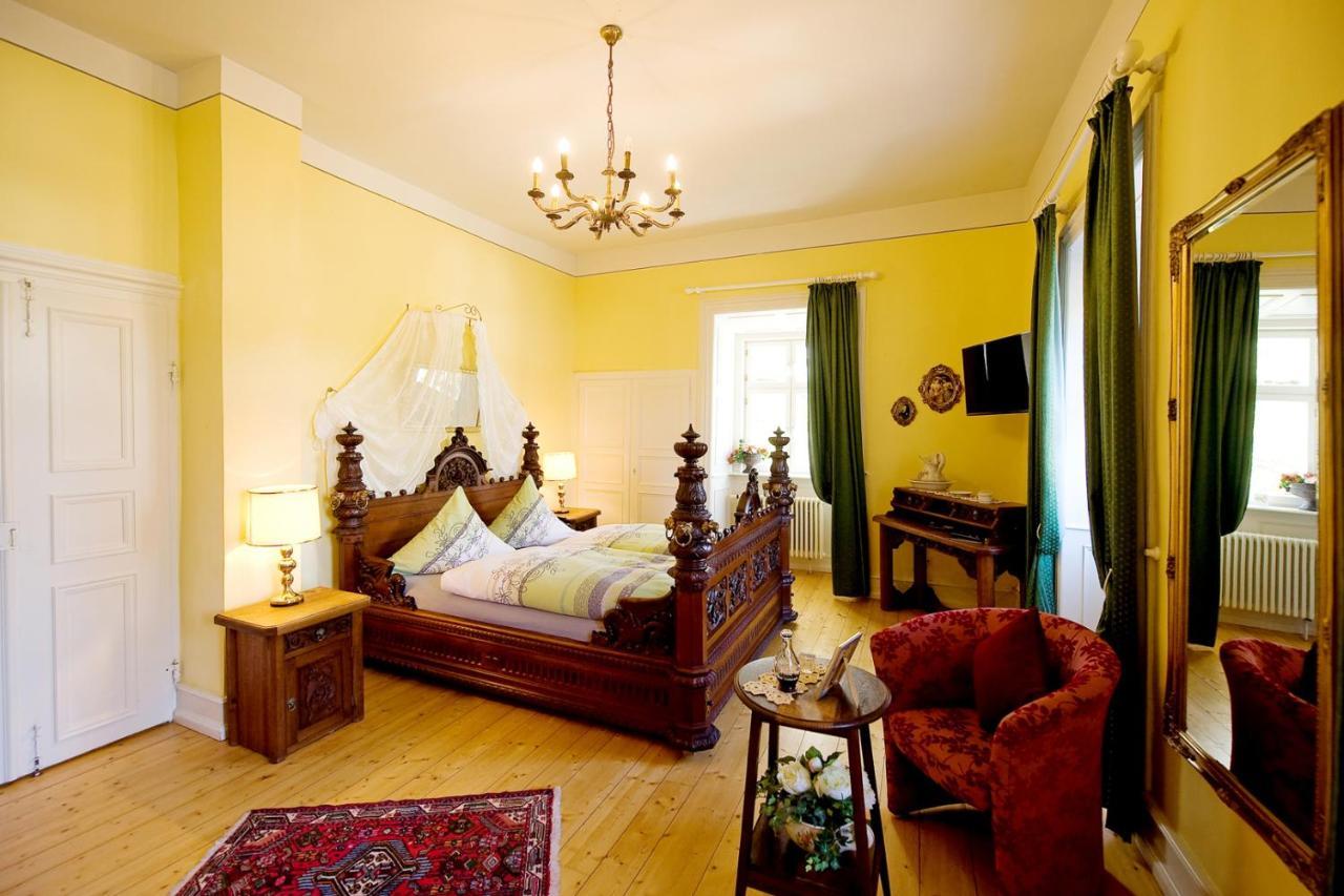 Schlosshotelgedern Extérieur photo
