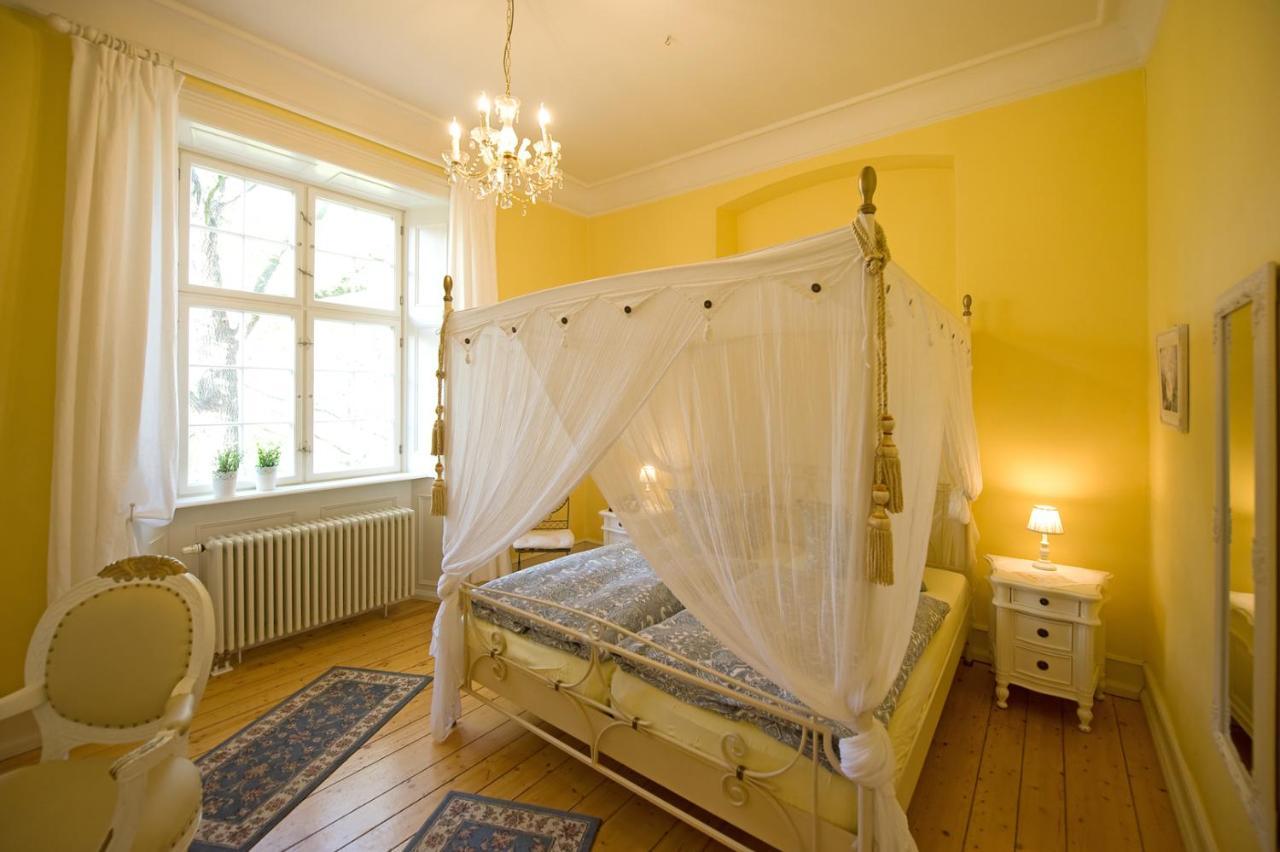 Schlosshotelgedern Extérieur photo